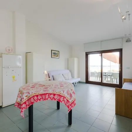 The House אורטונה