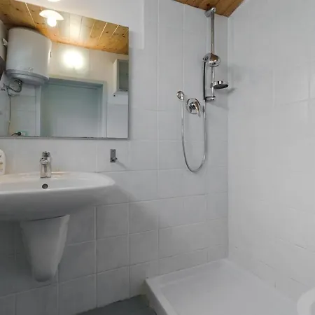 בית נופש The House *