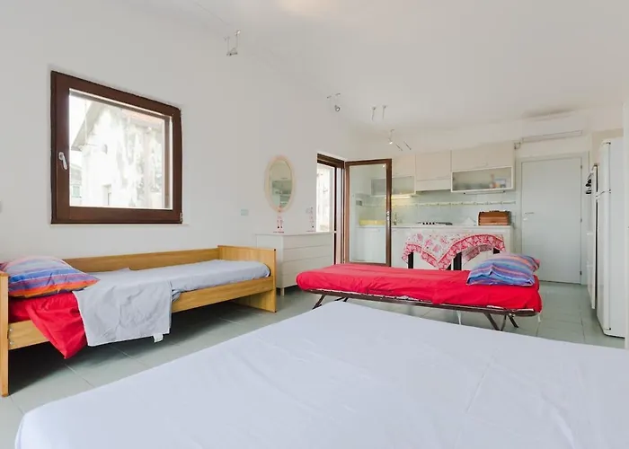 The House Nyaraló Ortona